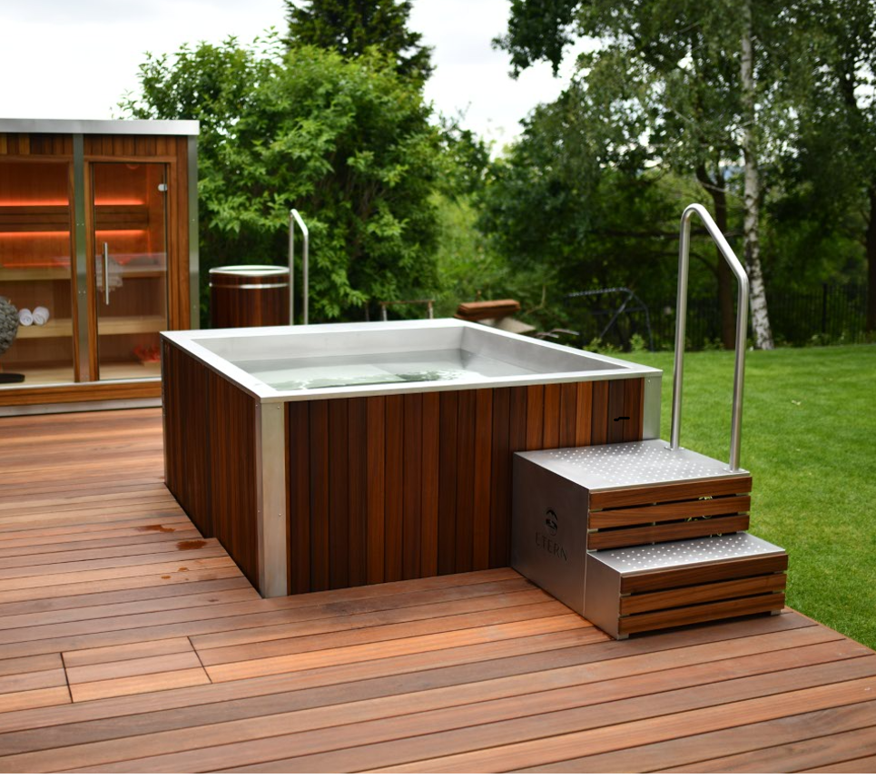 ETERN PRO SPA 600 – 6/8-osobowa wanna SPA ze stali nierdzewnej