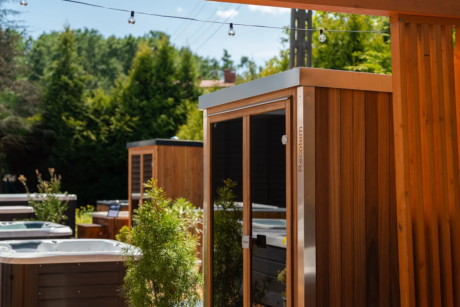 Showroom ETERN w Andrychowie – strefa saun ogrodowych